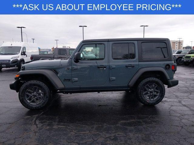 new 2025 Jeep Wrangler car, priced at $43,175
