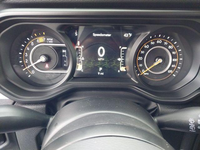 new 2025 Jeep Wrangler car, priced at $43,175