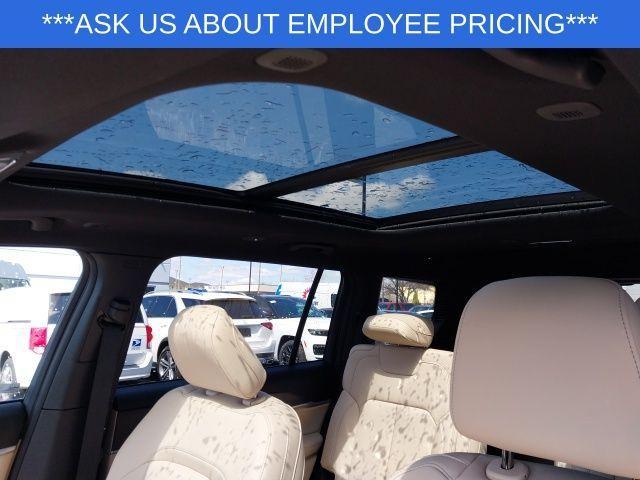 new 2025 Jeep Grand Cherokee L car, priced at $44,015