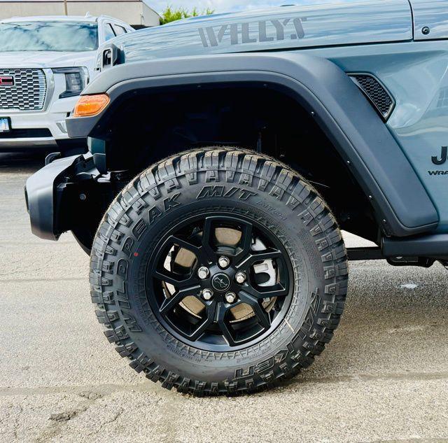 new 2025 Jeep Wrangler car, priced at $48,075