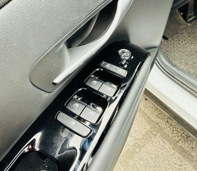 used 2022 Hyundai SANTA CRUZ car, priced at $25,900
