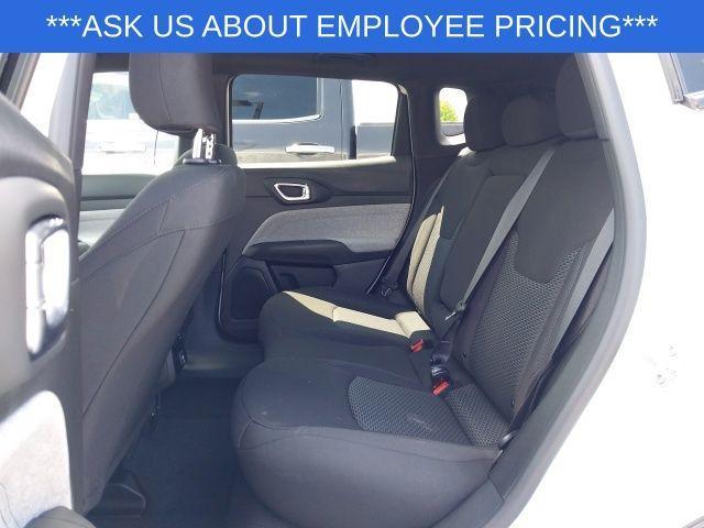 new 2025 Jeep Compass car, priced at $25,695