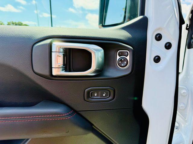new 2025 Jeep Wrangler car, priced at $66,990