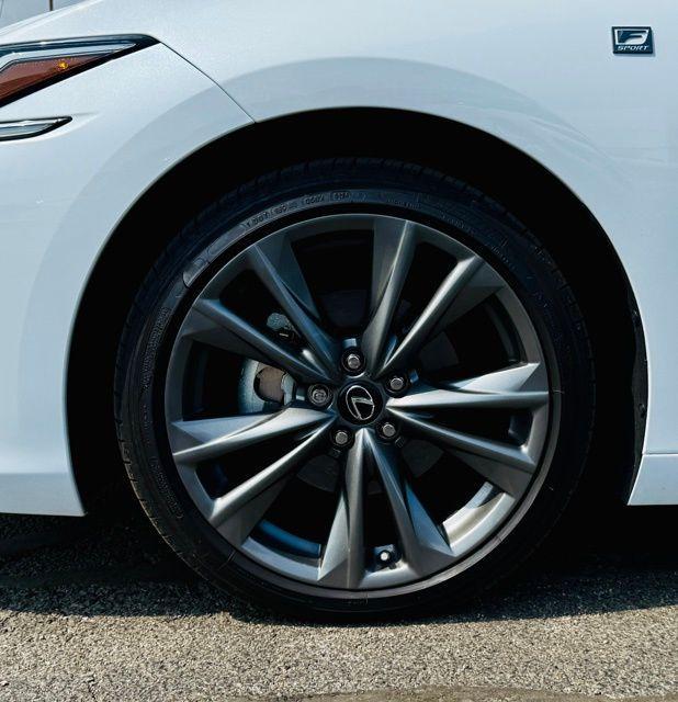 used 2021 Lexus ES 350 car, priced at $32,995