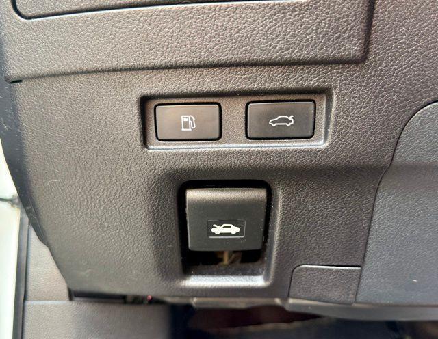 used 2021 Lexus ES 350 car, priced at $32,995