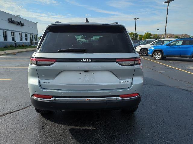 used 2023 Jeep Grand Cherokee car, priced at $31,495