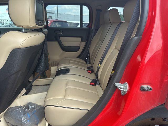 used 2006 Hummer H3 car, priced at $11,500