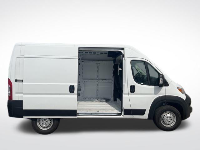 used 2025 Ram ProMaster 2500 car, priced at $37,886