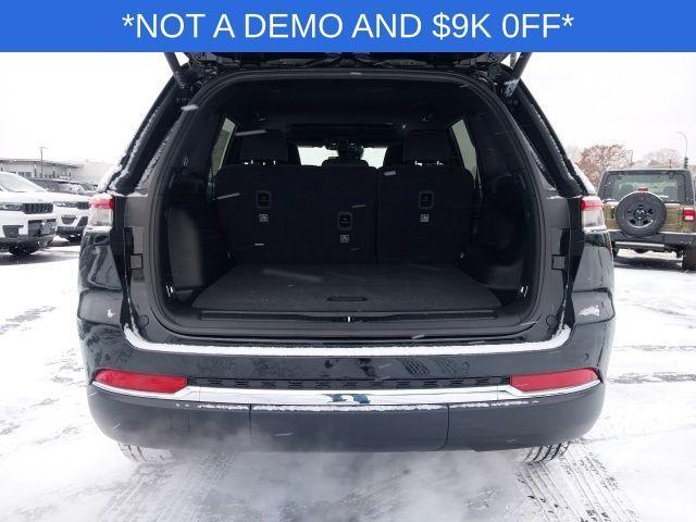 new 2025 Jeep Grand Cherokee car, priced at $35,965