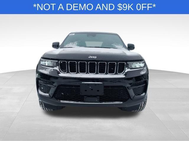 new 2025 Jeep Grand Cherokee car, priced at $35,965