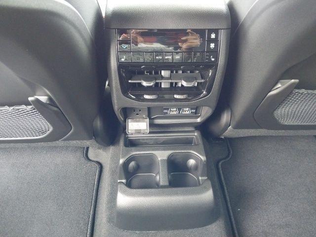 new 2025 Jeep Grand Cherokee L car, priced at $44,720