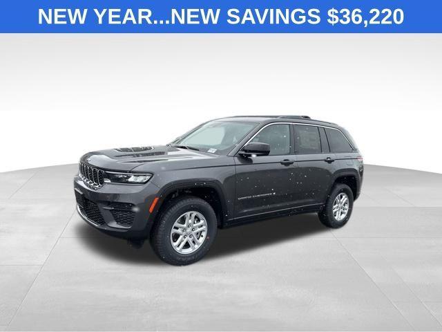 new 2025 Jeep Grand Cherokee car, priced at $36,220