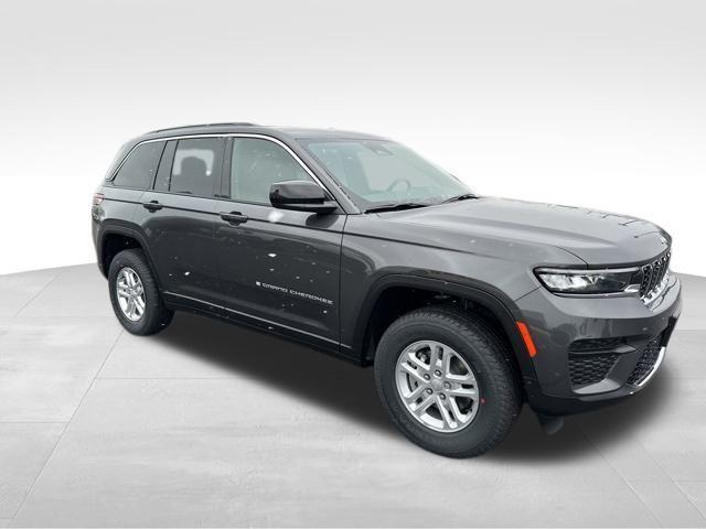 new 2025 Jeep Grand Cherokee car, priced at $36,220