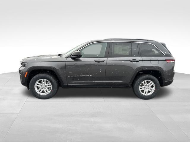 new 2025 Jeep Grand Cherokee car, priced at $36,220