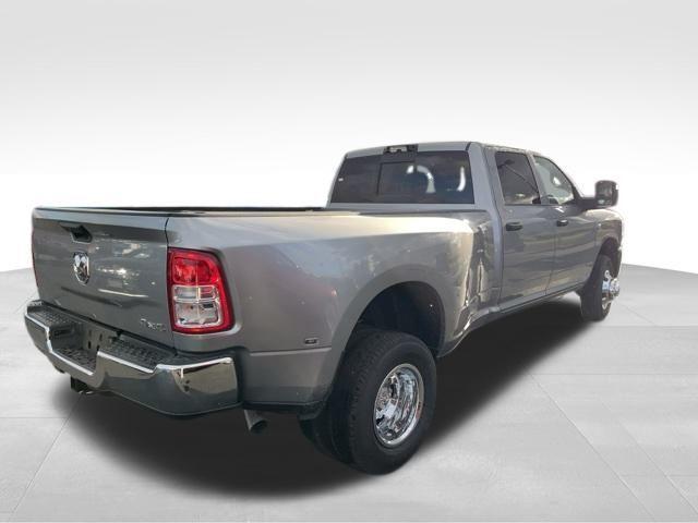 new 2024 Ram 3500 car, priced at $61,735