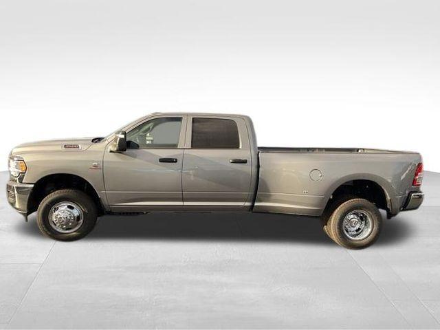 new 2024 Ram 3500 car, priced at $61,735