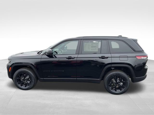 new 2025 Jeep Grand Cherokee car, priced at $39,530