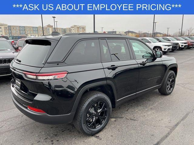 new 2025 Jeep Grand Cherokee car, priced at $38,922