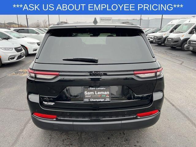 new 2025 Jeep Grand Cherokee car, priced at $38,922