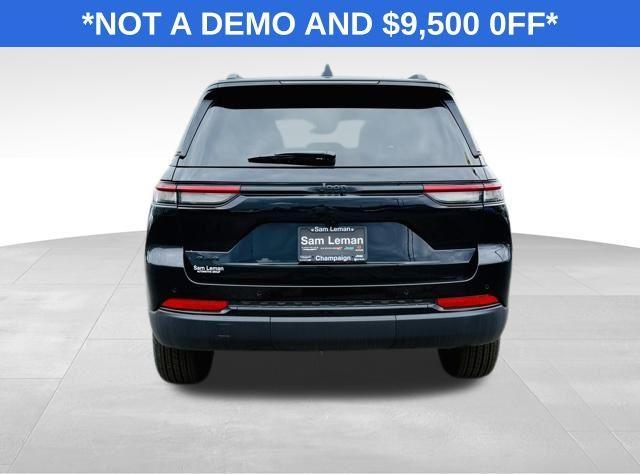 new 2025 Jeep Grand Cherokee car, priced at $36,030