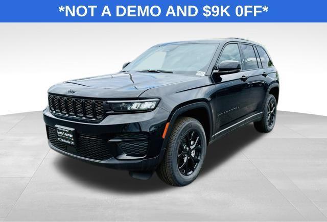 new 2025 Jeep Grand Cherokee car, priced at $37,530