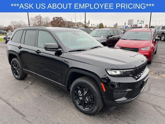 new 2025 Jeep Grand Cherokee car, priced at $38,922