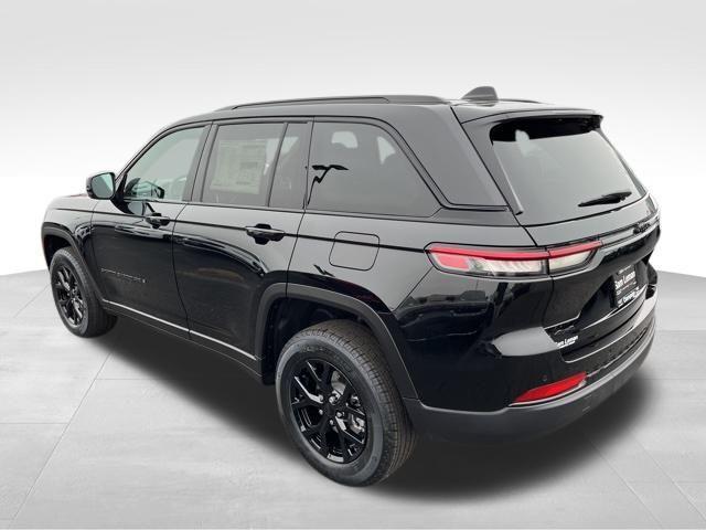 new 2025 Jeep Grand Cherokee car, priced at $39,530