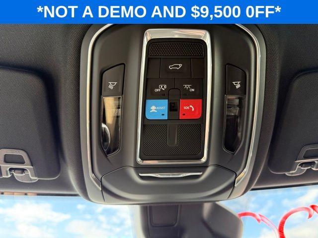 new 2025 Jeep Grand Cherokee L car, priced at $37,530