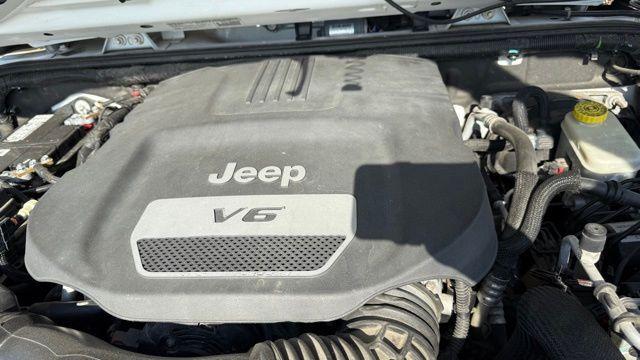 used 2014 Jeep Wrangler Unlimited car, priced at $15,495