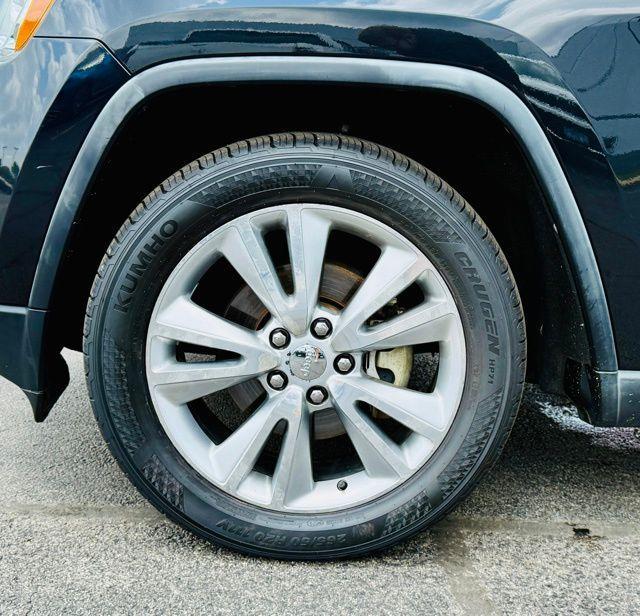used 2011 Jeep Grand Cherokee car, priced at $8,745