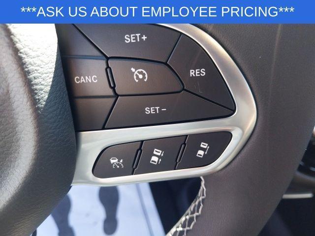 new 2025 Chrysler Pacifica car, priced at $42,915