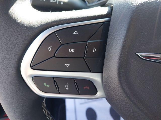 new 2025 Chrysler Pacifica car, priced at $42,915