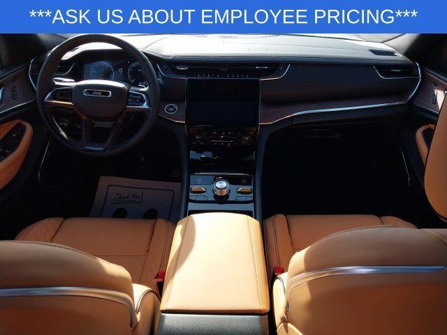 new 2025 Jeep Grand Cherokee car, priced at $58,445