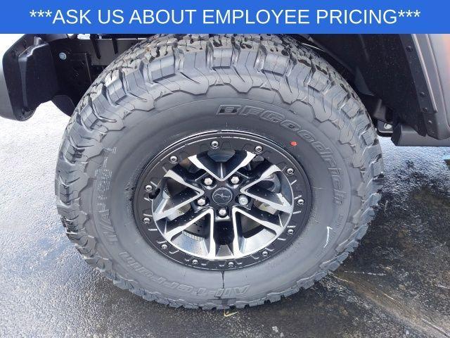 new 2025 Jeep Wrangler car, priced at $49,370