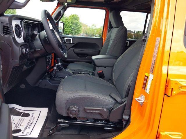 new 2025 Jeep Wrangler car, priced at $50,370