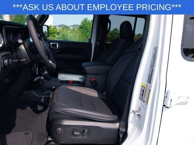 new 2025 Jeep Wrangler car, priced at $48,855