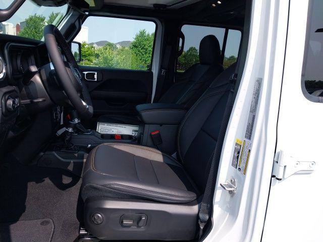 new 2025 Jeep Wrangler car, priced at $48,855
