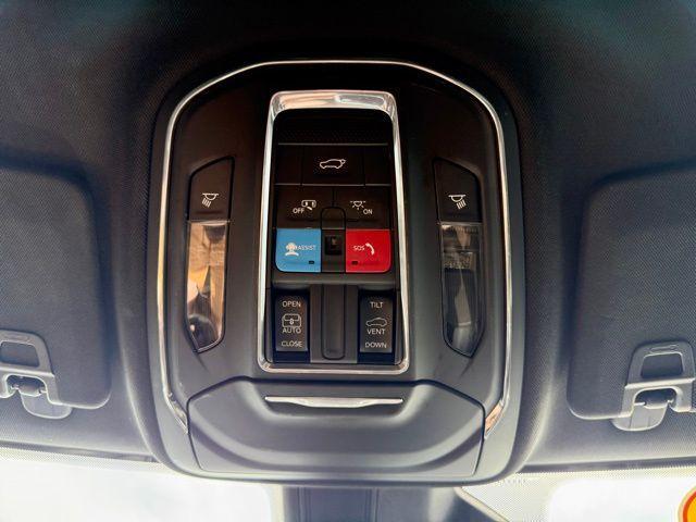 used 2022 Jeep Grand Cherokee car, priced at $27,795