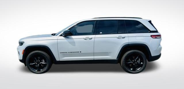 used 2022 Jeep Grand Cherokee car, priced at $27,795