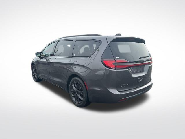 used 2021 Chrysler Pacifica car, priced at $24,925