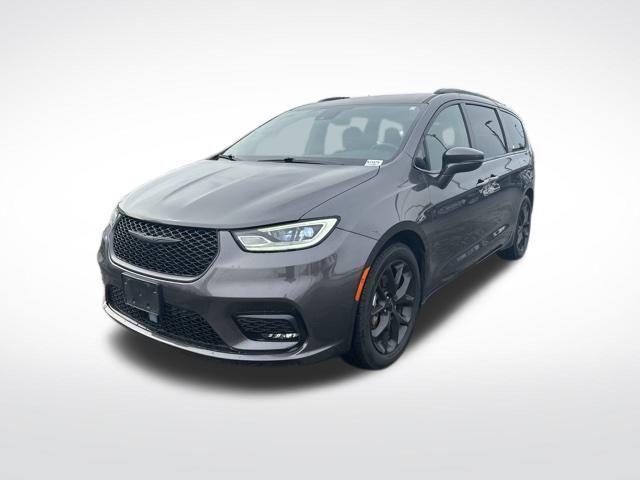 used 2021 Chrysler Pacifica car, priced at $24,925