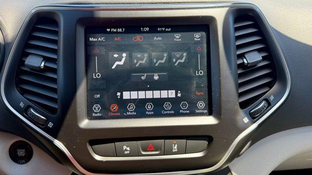 used 2021 Jeep Cherokee car, priced at $19,900