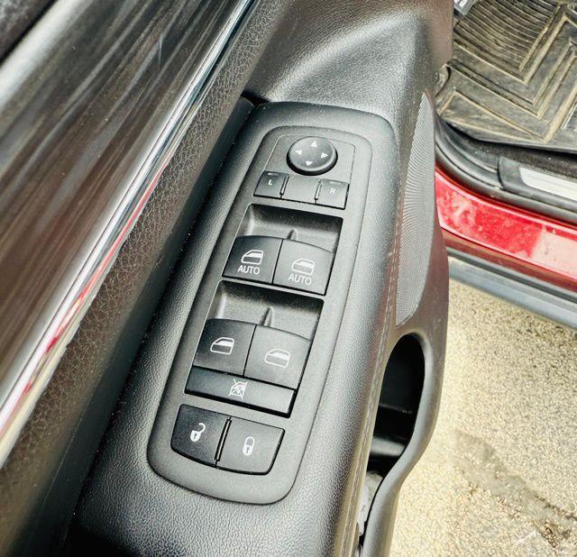 used 2022 Jeep Grand Cherokee WK car, priced at $27,916
