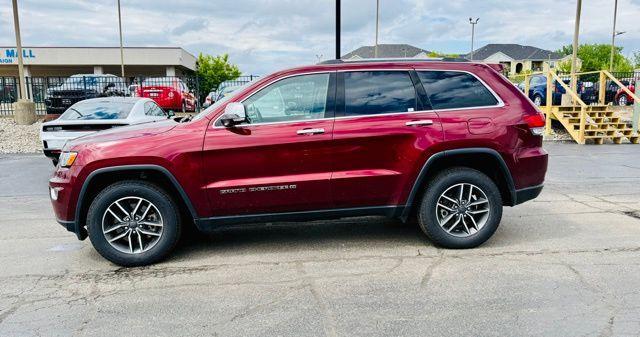 used 2022 Jeep Grand Cherokee WK car, priced at $27,916