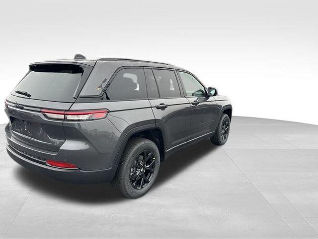 new 2025 Jeep Grand Cherokee car, priced at $39,530