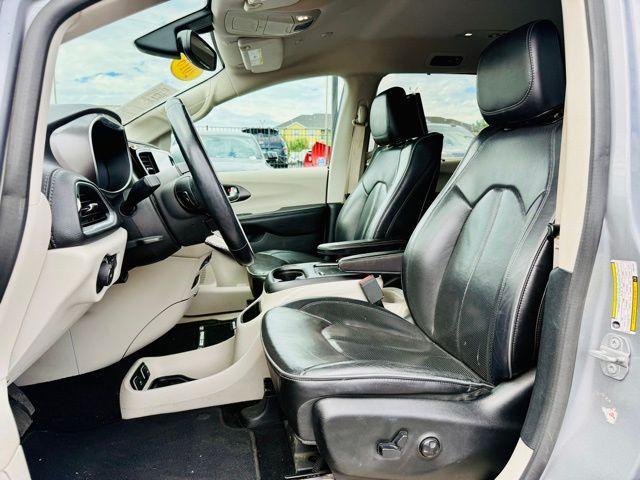 used 2018 Chrysler Pacifica car, priced at $15,086