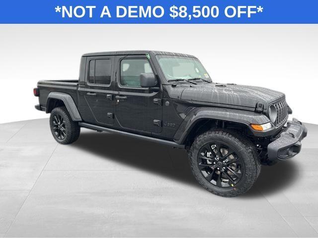 new 2025 Jeep Gladiator car, priced at $34,885