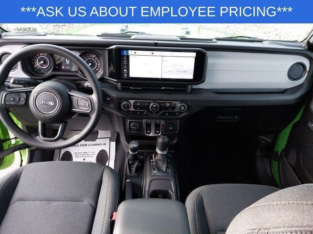 new 2025 Jeep Wrangler car, priced at $34,480