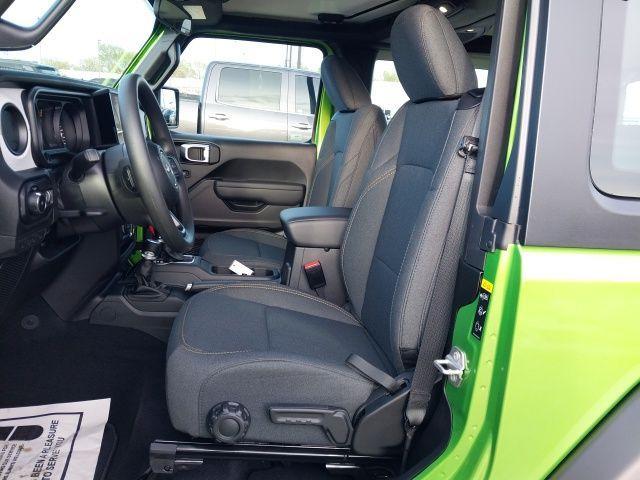new 2025 Jeep Wrangler car, priced at $32,980