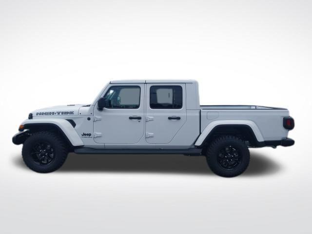 new 2025 Jeep Gladiator car, priced at $41,090
